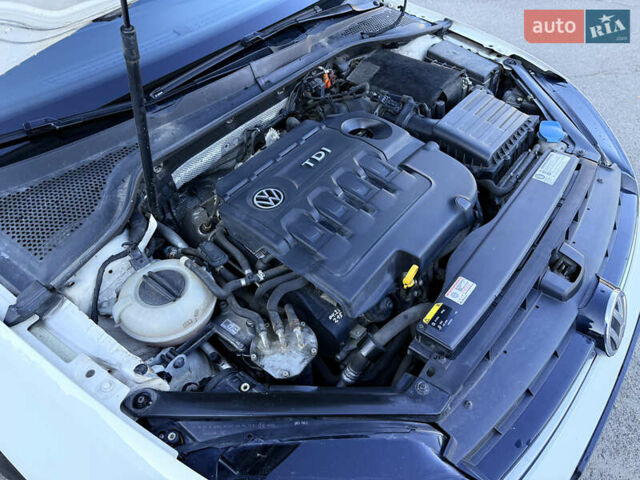 Белый Фольксваген Гольф, объемом двигателя 1.6 л и пробегом 256 тыс. км за 9500 $, фото 14 на Automoto.ua