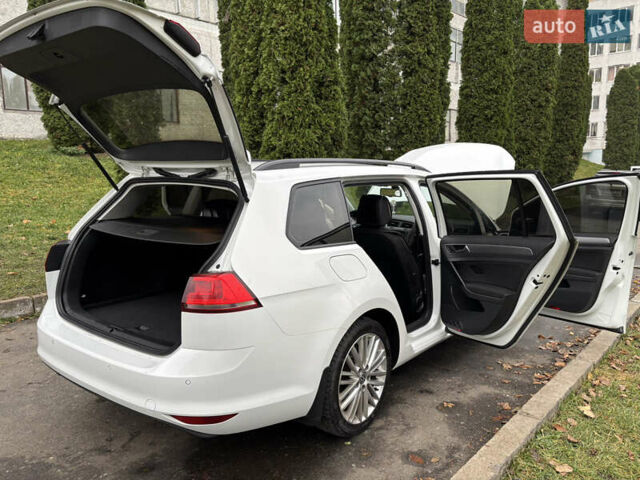 Белый Фольксваген Гольф, объемом двигателя 1.6 л и пробегом 246 тыс. км за 9350 $, фото 22 на Automoto.ua