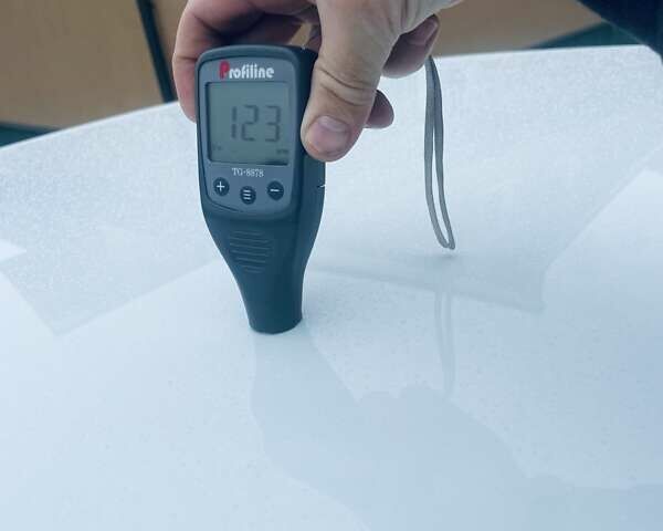 Белый Фольксваген Гольф, объемом двигателя 1.6 л и пробегом 216 тыс. км за 10900 $, фото 92 на Automoto.ua