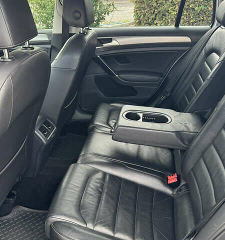 Белый Фольксваген Гольф, объемом двигателя 1.4 л и пробегом 218 тыс. км за 11300 $, фото 7 на Automoto.ua