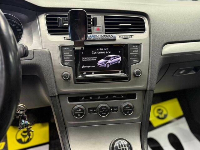 Білий Фольксваген Гольф, об'ємом двигуна 1.6 л та пробігом 231 тис. км за 11400 $, фото 15 на Automoto.ua