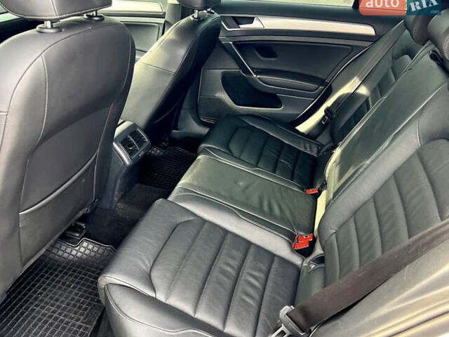 Білий Фольксваген Гольф, об'ємом двигуна 1.4 л та пробігом 280 тис. км за 11300 $, фото 2 на Automoto.ua