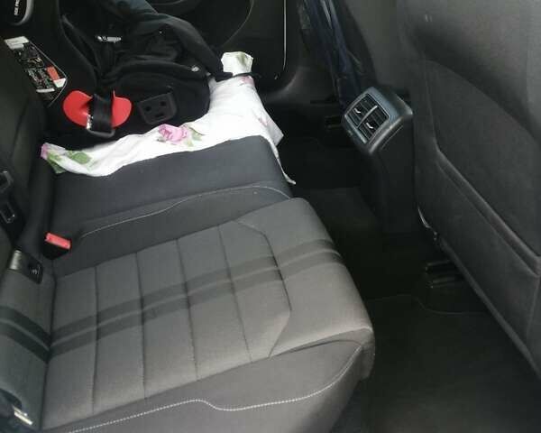 Білий Фольксваген Гольф, об'ємом двигуна 1.6 л та пробігом 266 тис. км за 12200 $, фото 10 на Automoto.ua