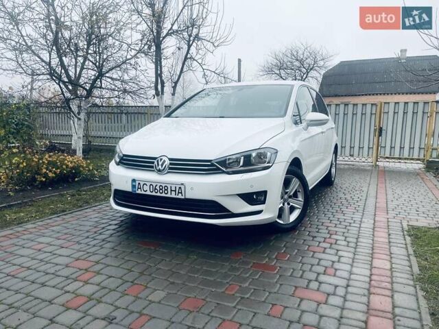 Белый Фольксваген Гольф, объемом двигателя 1.6 л и пробегом 216 тыс. км за 10900 $, фото 3 на Automoto.ua