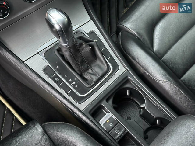 Белый Фольксваген Гольф, объемом двигателя 1.4 л и пробегом 284 тыс. км за 8500 $, фото 32 на Automoto.ua