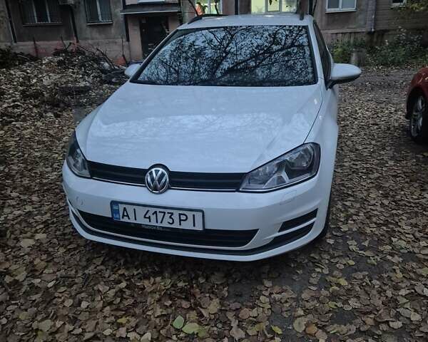 Белый Фольксваген Гольф, объемом двигателя 1.6 л и пробегом 263 тыс. км за 9900 $, фото 14 на Automoto.ua