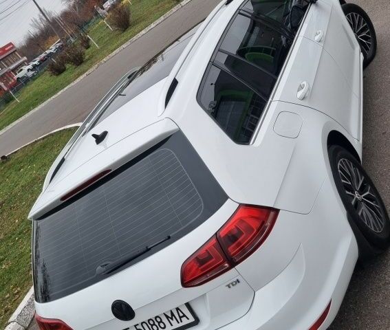 Белый Фольксваген Гольф, объемом двигателя 2 л и пробегом 203 тыс. км за 15500 $, фото 17 на Automoto.ua