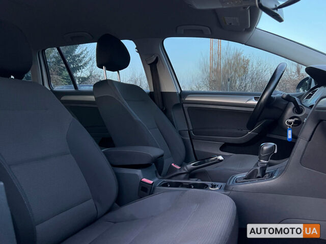 Белый Фольксваген Гольф, объемом двигателя 1.8 л и пробегом 108 тыс. км за 11300 $, фото 8 на Automoto.ua