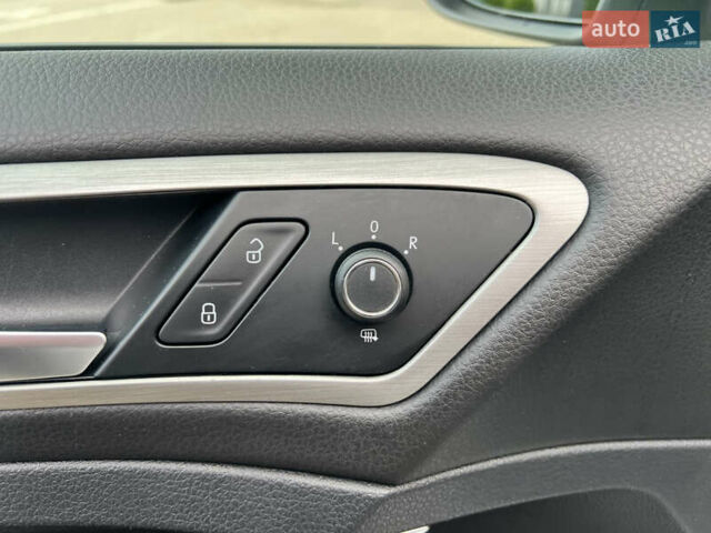 Білий Фольксваген Гольф, об'ємом двигуна 2 л та пробігом 207 тис. км за 13500 $, фото 34 на Automoto.ua