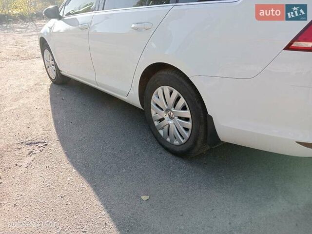 Белый Фольксваген Гольф, объемом двигателя 1.8 л и пробегом 133 тыс. км за 14800 $, фото 15 на Automoto.ua