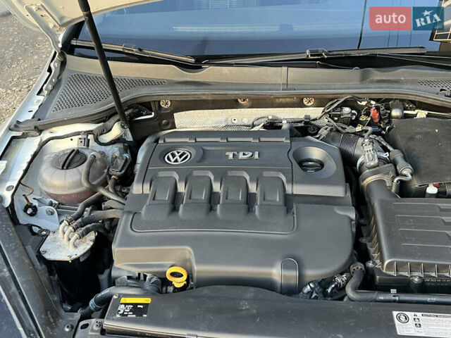 Белый Фольксваген Гольф, объемом двигателя 1.6 л и пробегом 241 тыс. км за 11600 $, фото 39 на Automoto.ua