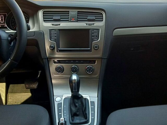 Білий Фольксваген Гольф, об'ємом двигуна 2 л та пробігом 194 тис. км за 12300 $, фото 3 на Automoto.ua