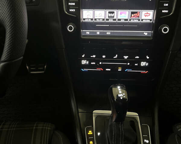 Белый Фольксваген Гольф, объемом двигателя 1.97 л и пробегом 245 тыс. км за 16490 $, фото 44 на Automoto.ua