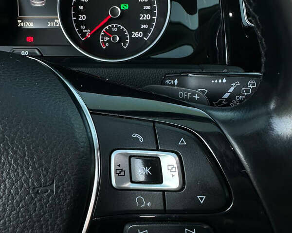 Білий Фольксваген Гольф, об'ємом двигуна 1.97 л та пробігом 245 тис. км за 11299 $, фото 36 на Automoto.ua