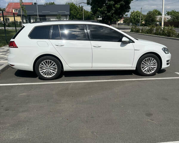 Білий Фольксваген Гольф, об'ємом двигуна 1.6 л та пробігом 235 тис. км за 12900 $, фото 10 на Automoto.ua