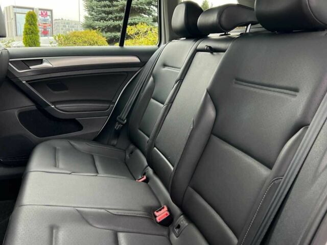 Белый Фольксваген Гольф, объемом двигателя 2 л и пробегом 53 тыс. км за 16700 $, фото 21 на Automoto.ua