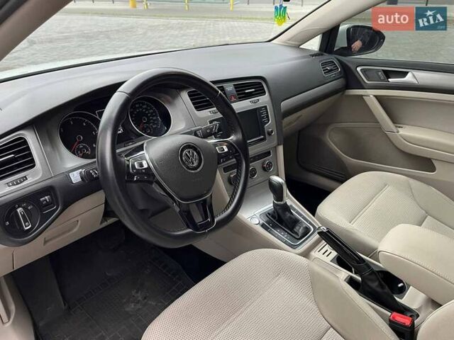Фольксваген Гольф 2015 в Днепре (Днепропетровске) на Automoto.ua Белый Фольксваген Гольф, объемом двигателя 1.97 л и пробегом 197 тыс. км за 12900 $, фото 8 на Automoto.ua