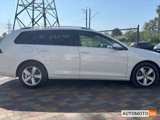 Белый Фольксваген Гольф, объемом двигателя 1.6 л и пробегом 208 тыс. км за 13300 $, фото 7 на Automoto.ua