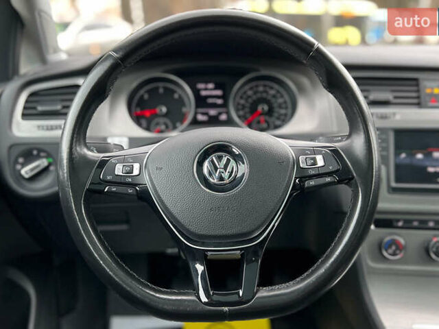 Білий Фольксваген Гольф, об'ємом двигуна 1.97 л та пробігом 53 тис. км за 16700 $, фото 10 на Automoto.ua