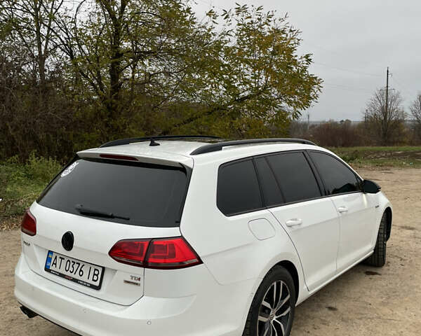 Белый Фольксваген Гольф, объемом двигателя 1.6 л и пробегом 281 тыс. км за 10499 $, фото 4 на Automoto.ua