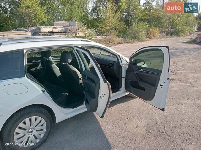 Белый Фольксваген Гольф, объемом двигателя 1.8 л и пробегом 133 тыс. км за 14800 $, фото 20 на Automoto.ua