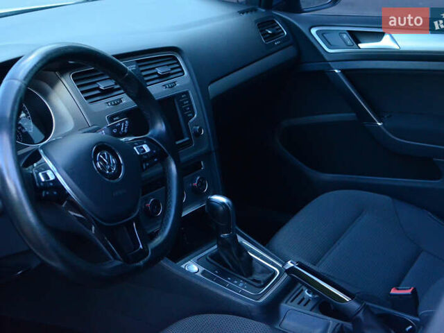Фольксваген Гольф 2015 у Києві на Automoto.ua Білий Фольксваген Гольф, об'ємом двигуна 1.97 л та пробігом 146 тис. км за 14500 $, фото 17 на Automoto.ua