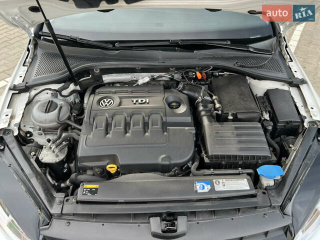 Білий Фольксваген Гольф, об'ємом двигуна 2 л та пробігом 207 тис. км за 13500 $, фото 49 на Automoto.ua