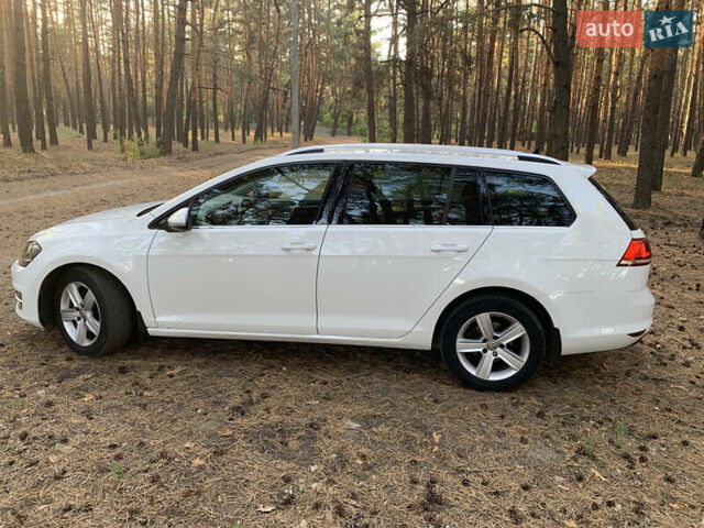 Белый Фольксваген Гольф, объемом двигателя 1.97 л и пробегом 240 тыс. км за 12900 $, фото 7 на Automoto.ua