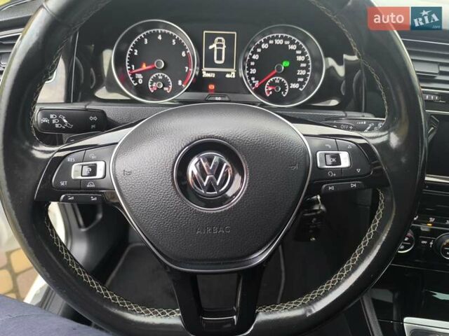 Белый Фольксваген Гольф, объемом двигателя 1.4 л и пробегом 259 тыс. км за 10550 $, фото 21 на Automoto.ua