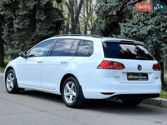 Білий Фольксваген Гольф, об'ємом двигуна 1.6 л та пробігом 195 тис. км за 11799 $, фото 3 на Automoto.ua
