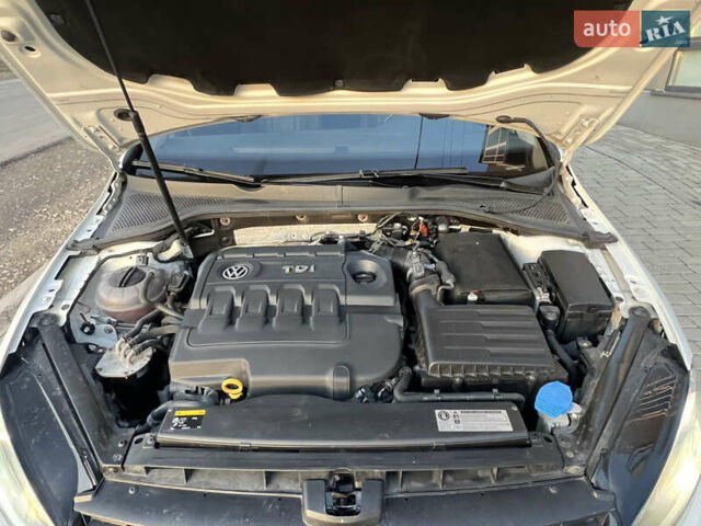 Белый Фольксваген Гольф, объемом двигателя 1.6 л и пробегом 241 тыс. км за 11600 $, фото 38 на Automoto.ua