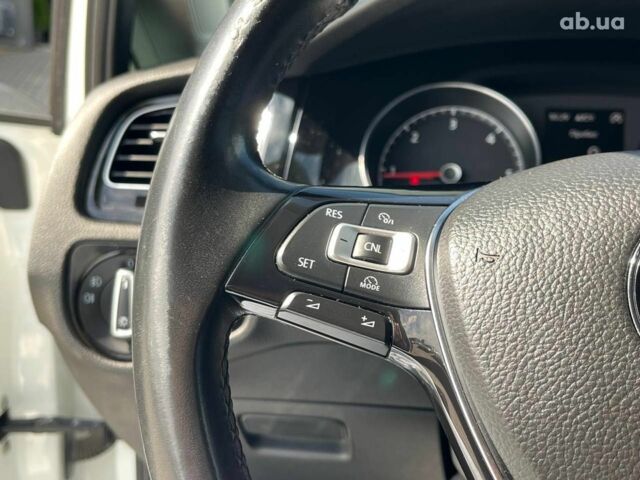 Білий Фольксваген Гольф, об'ємом двигуна 1.6 л та пробігом 268 тис. км за 10590 $, фото 38 на Automoto.ua