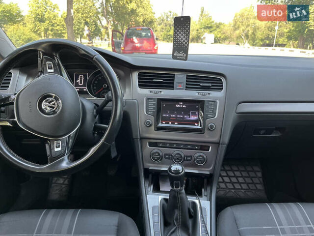 Білий Фольксваген Гольф, об'ємом двигуна 1.6 л та пробігом 294 тис. км за 10300 $, фото 19 на Automoto.ua