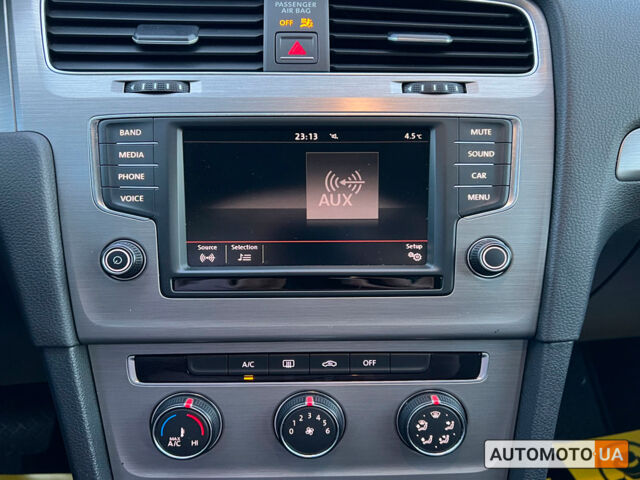 Белый Фольксваген Гольф, объемом двигателя 1.8 л и пробегом 108 тыс. км за 11300 $, фото 15 на Automoto.ua