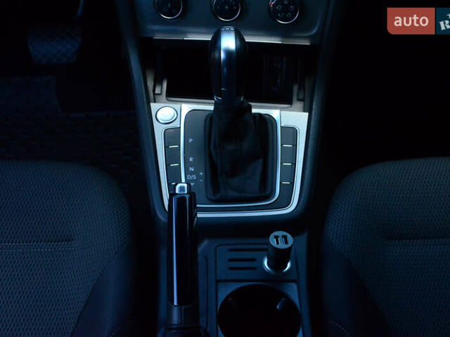 Фольксваген Гольф 2015 у Києві на Automoto.ua Білий Фольксваген Гольф, об'ємом двигуна 1.97 л та пробігом 146 тис. км за 14500 $, фото 21 на Automoto.ua