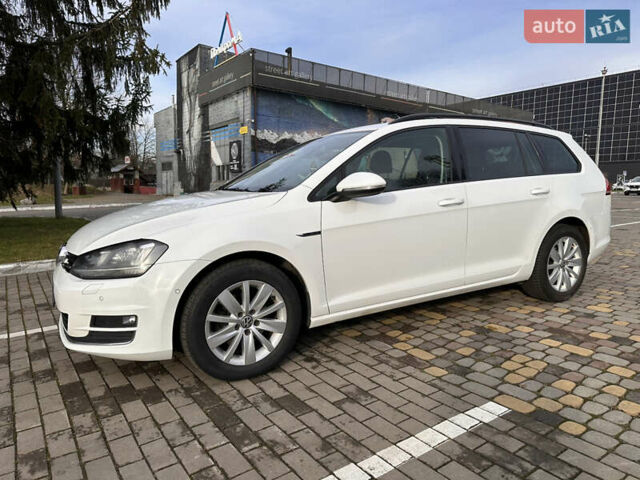 Білий Фольксваген Гольф, об'ємом двигуна 1.6 л та пробігом 280 тис. км за 9800 $, фото 1 на Automoto.ua