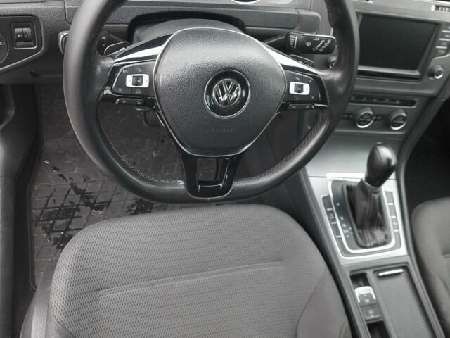 Білий Фольксваген Гольф, об'ємом двигуна 1.6 л та пробігом 244 тис. км за 8500 $, фото 12 на Automoto.ua