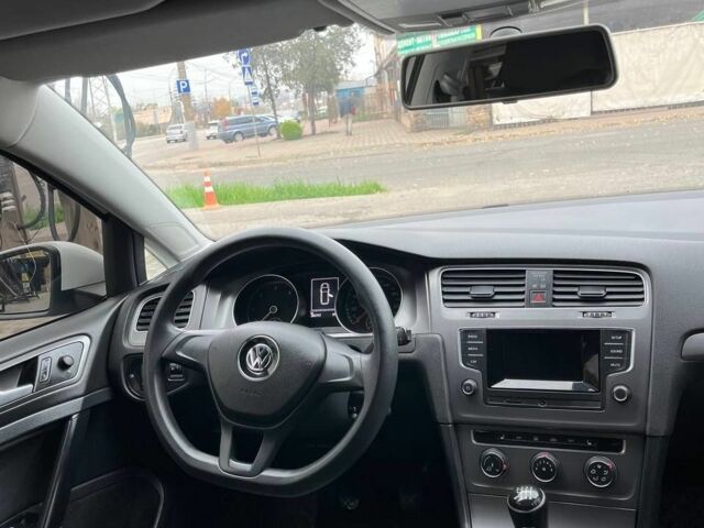 Білий Фольксваген Гольф, об'ємом двигуна 1.6 л та пробігом 263 тис. км за 9900 $, фото 1 на Automoto.ua