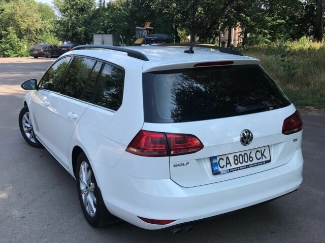 Білий Фольксваген Гольф, об'ємом двигуна 2 л та пробігом 122 тис. км за 14559 $, фото 3 на Automoto.ua