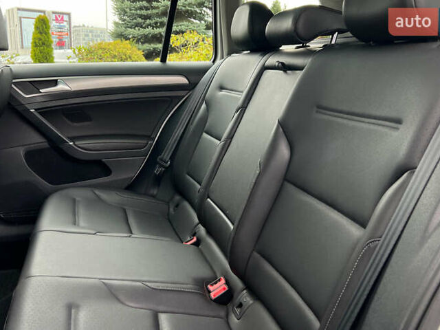 Білий Фольксваген Гольф, об'ємом двигуна 1.97 л та пробігом 53 тис. км за 16700 $, фото 21 на Automoto.ua