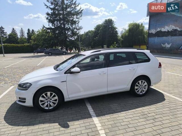 Белый Фольксваген Гольф, объемом двигателя 1.6 л и пробегом 279 тыс. км за 10500 $, фото 3 на Automoto.ua