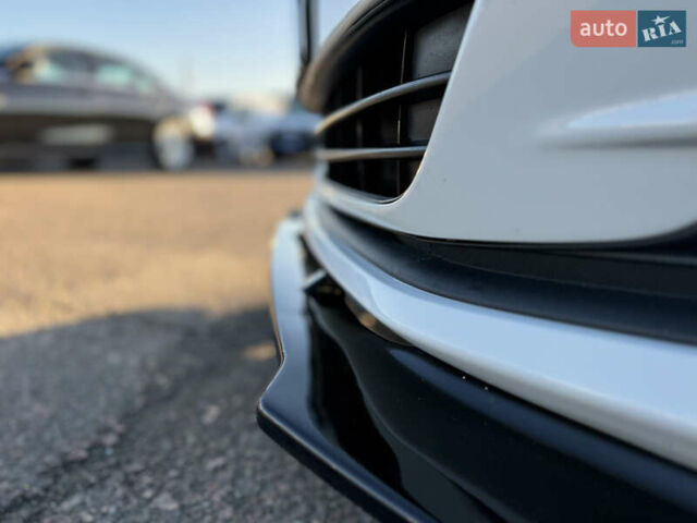 Белый Фольксваген Гольф, объемом двигателя 1.97 л и пробегом 177 тыс. км за 11800 $, фото 26 на Automoto.ua