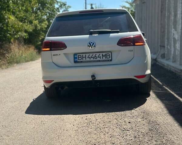 Білий Фольксваген Гольф, об'ємом двигуна 2 л та пробігом 244 тис. км за 13700 $, фото 15 на Automoto.ua