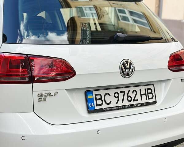 Белый Фольксваген Гольф, объемом двигателя 1.97 л и пробегом 53 тыс. км за 16000 $, фото 4 на Automoto.ua