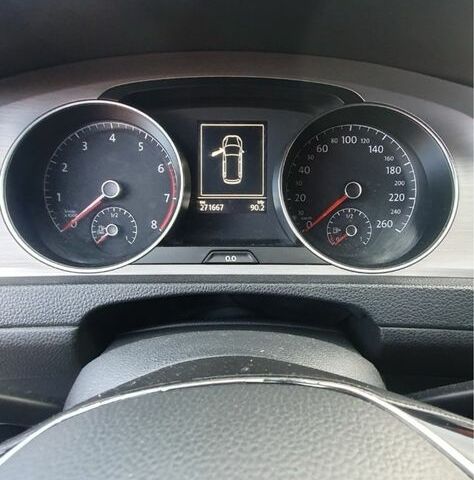 Білий Фольксваген Гольф, об'ємом двигуна 1.4 л та пробігом 277 тис. км за 7300 $, фото 6 на Automoto.ua