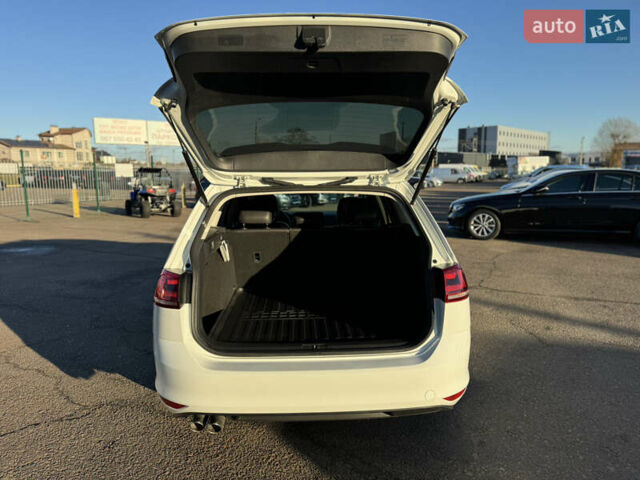 Белый Фольксваген Гольф, объемом двигателя 1.97 л и пробегом 177 тыс. км за 11800 $, фото 36 на Automoto.ua