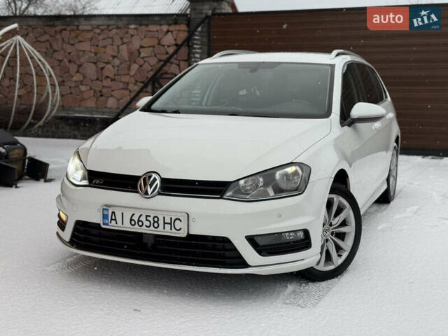 Білий Фольксваген Гольф, об'ємом двигуна 1.6 л та пробігом 322 тис. км за 11800 $, фото 6 на Automoto.ua