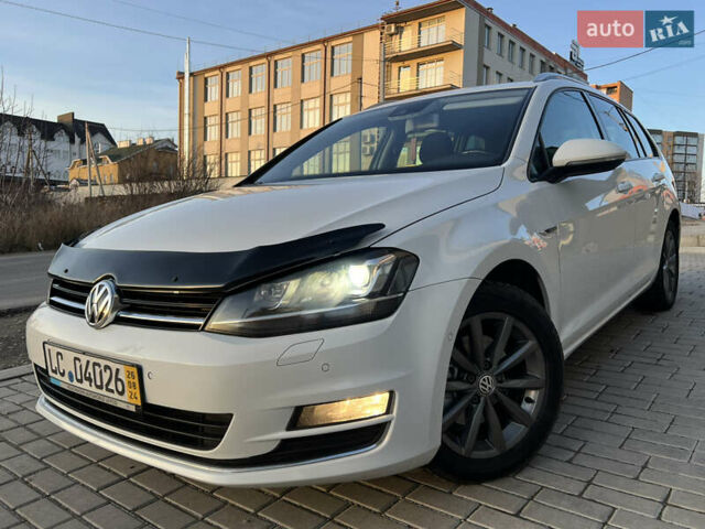 Белый Фольксваген Гольф, объемом двигателя 1.6 л и пробегом 241 тыс. км за 11600 $, фото 5 на Automoto.ua