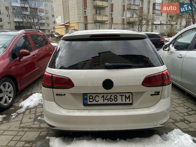Белый Фольксваген Гольф, объемом двигателя 1.4 л и пробегом 274 тыс. км за 7990 $, фото 5 на Automoto.ua
