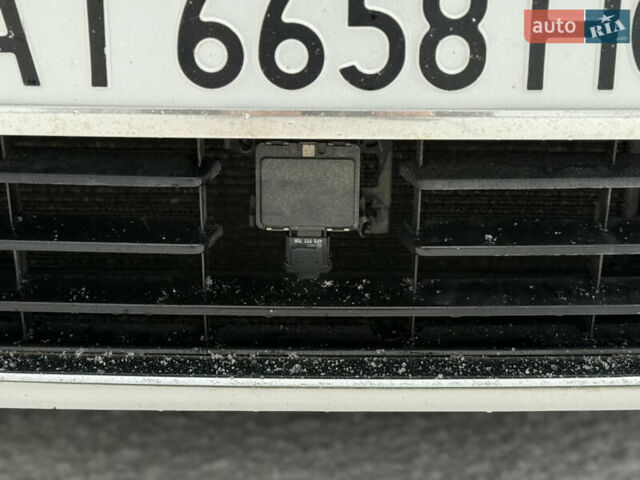 Білий Фольксваген Гольф, об'ємом двигуна 1.6 л та пробігом 322 тис. км за 11800 $, фото 32 на Automoto.ua